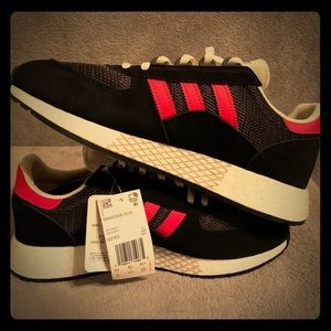 Adidas Marathon Tech